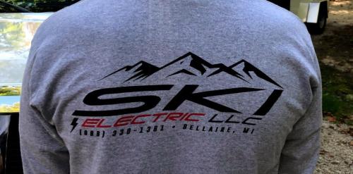 CREATOR: gd-jpeg v1.0 (using IJG JPEG v62), quality = 82